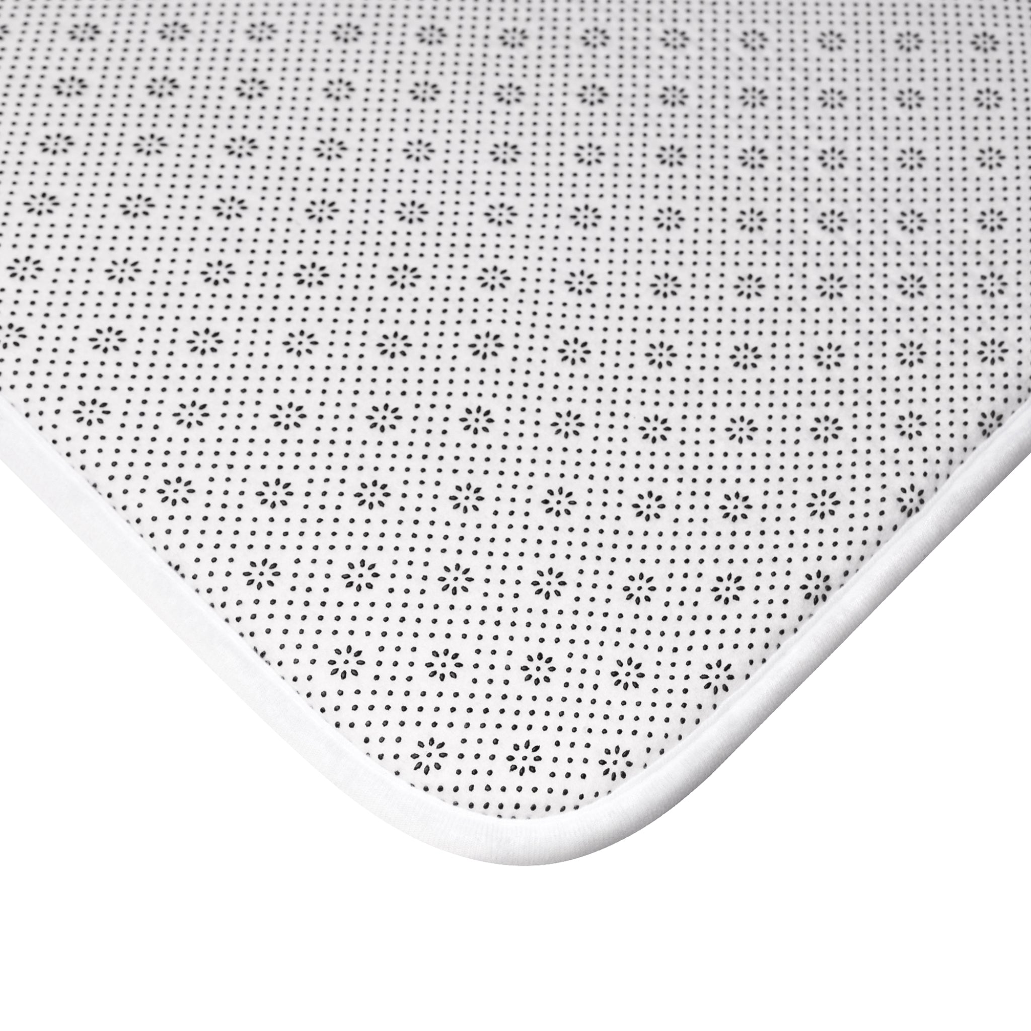 EMPIRE Bath Mat — Luxurious Black & Gold Baroque Design