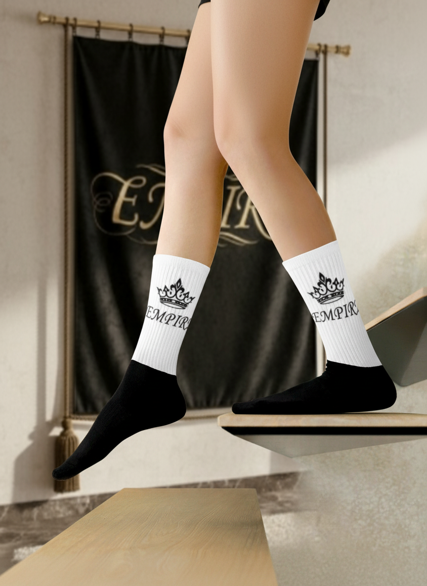 Chaussettes blanc noir EMPIRE couronne femme vue détail