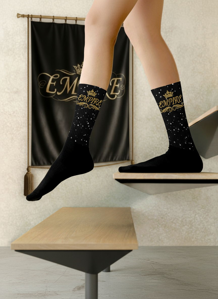 Chaussettes noires EMPIRE luxe doré femme vue détail