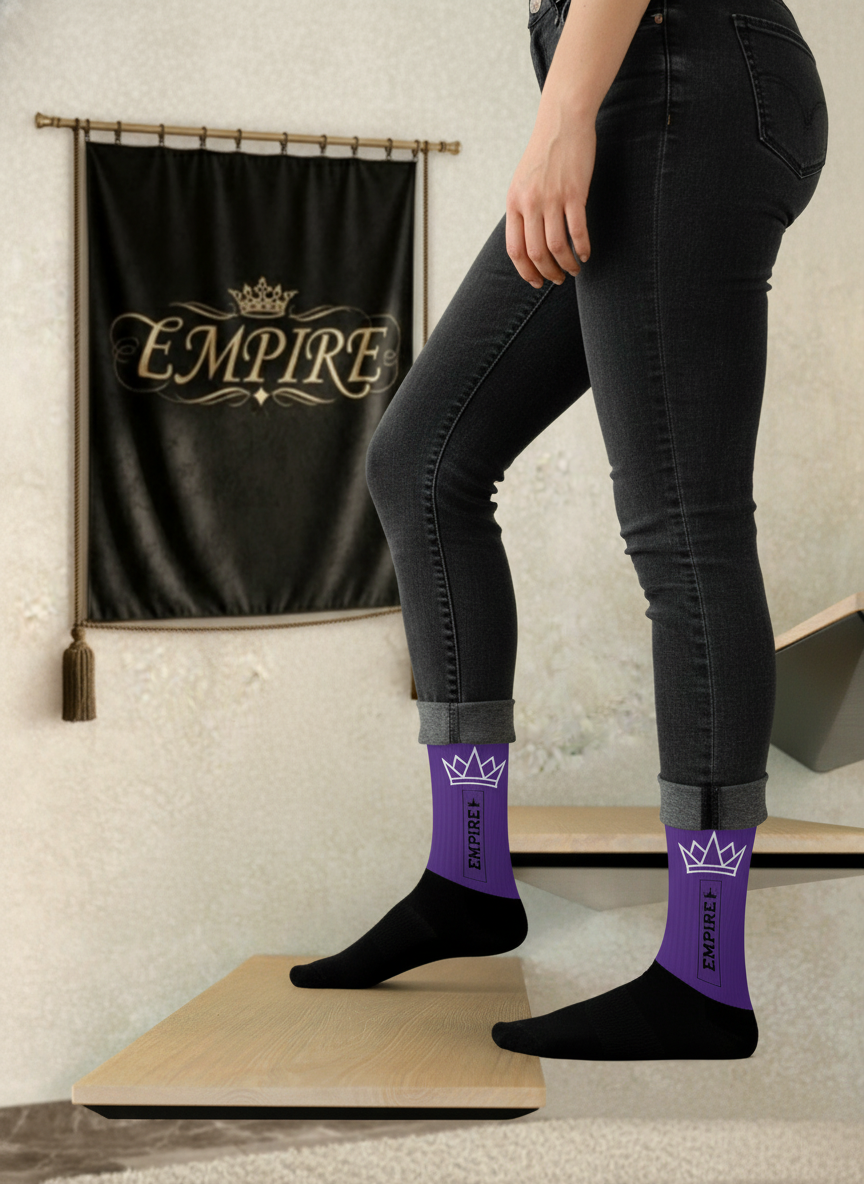 Chaussettes violettes noir EMPIRE femme vue profil